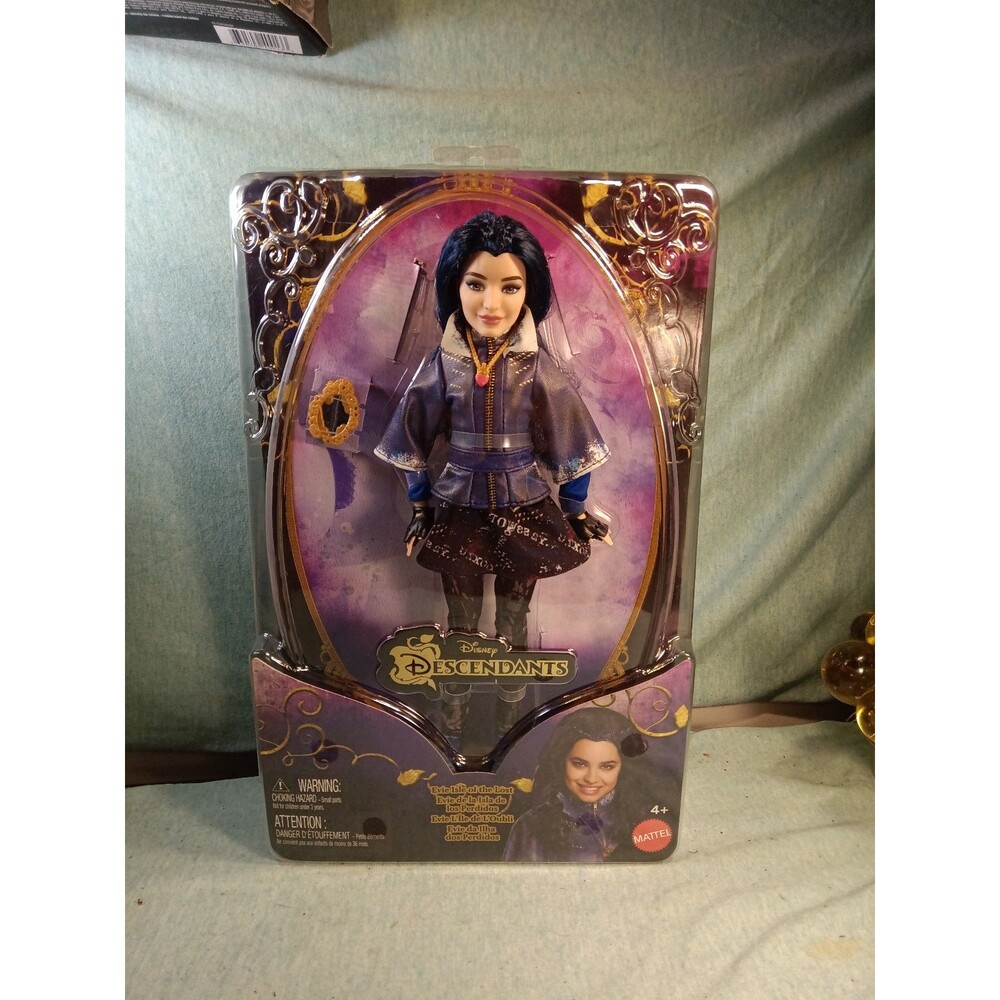 Disney 11” Descendants Evie Isle Of The Lost 10th Anniversary Doll New